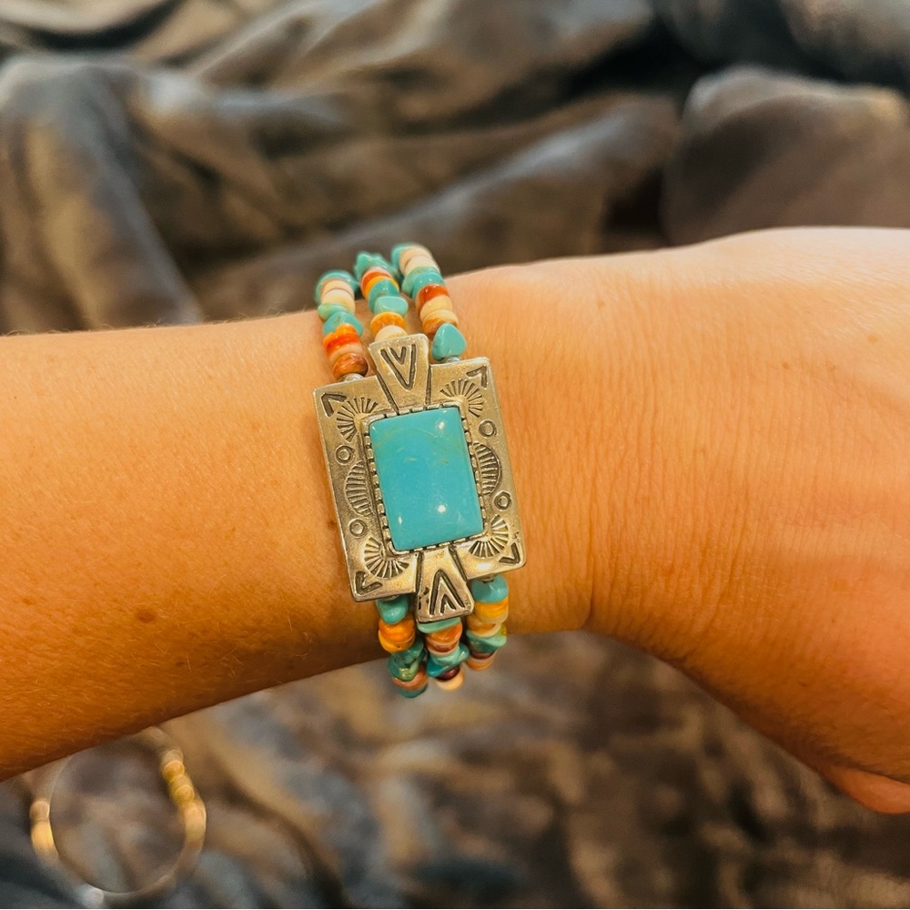 Authentic Navajo VTG Turquoise/sterling silver bangle bracelet - Picture 3 of 7